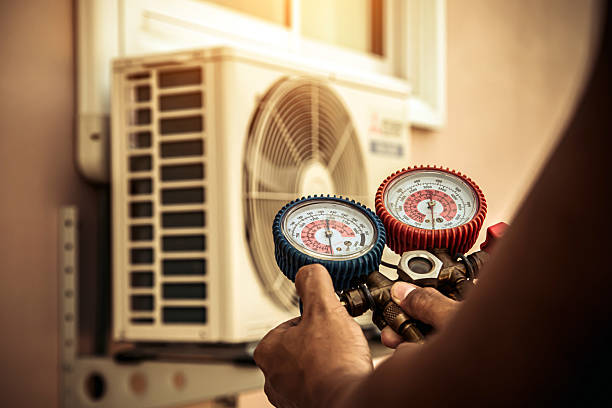 Professional Hvac Maintenance technician working in Mastic, NY